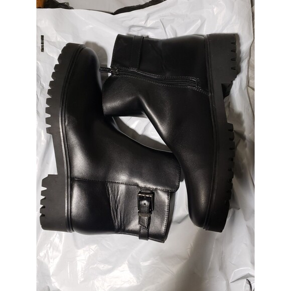 Calvin Klein Kalonie 2 Black Ankle Boots Size 10M NEW No Box - Picture 1 of 16